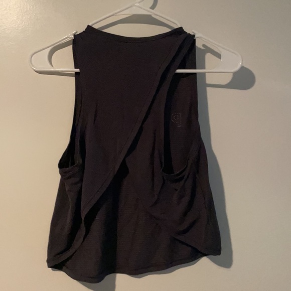 Peloton Lululemon outline fast as light tank - Picture 2 of 5